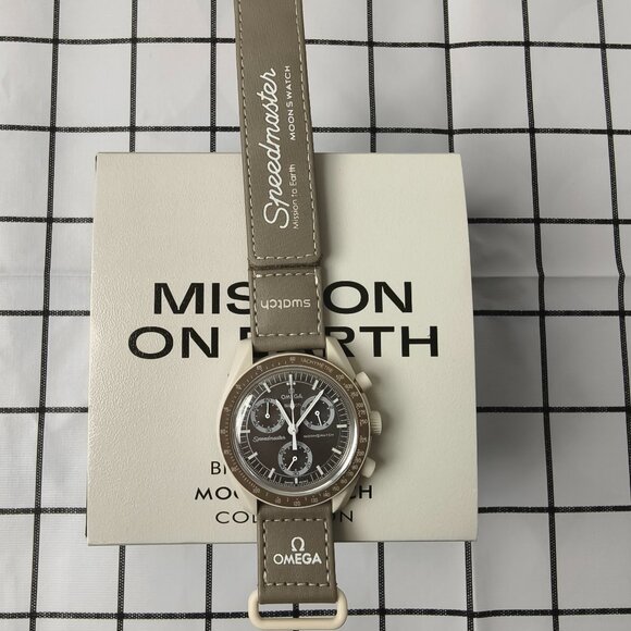 Swatch x Omega MoonSwatch Earth Desert Mission Watch - Picture 4 of 6